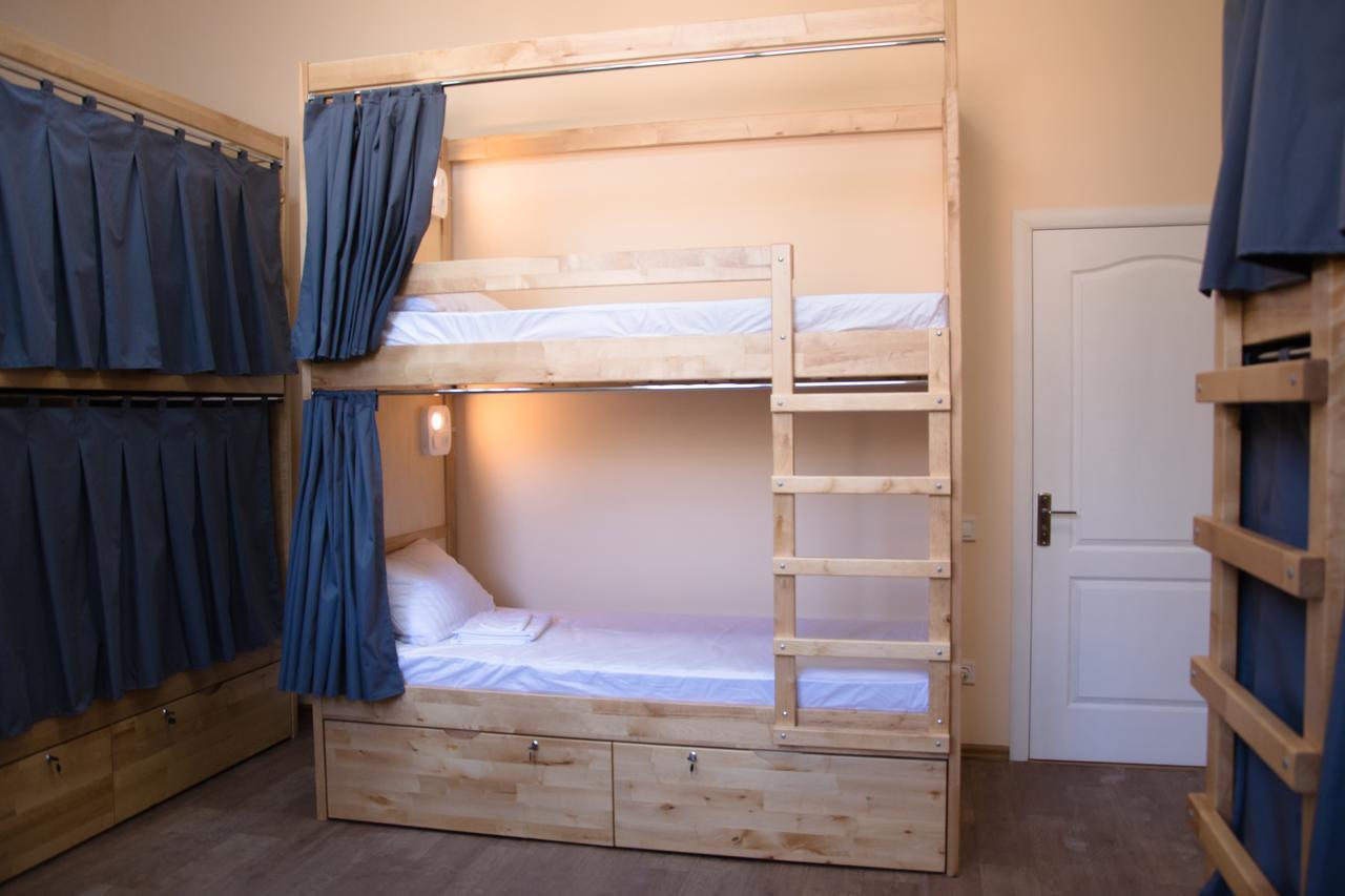 Dream Hostel Zaporizhia Esterno foto